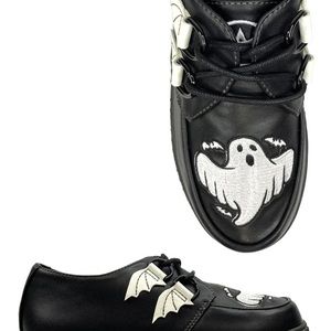 SEARCHING FOR KRYPT PHANTOM SHOES SIZE 81/2 OR 9!!!